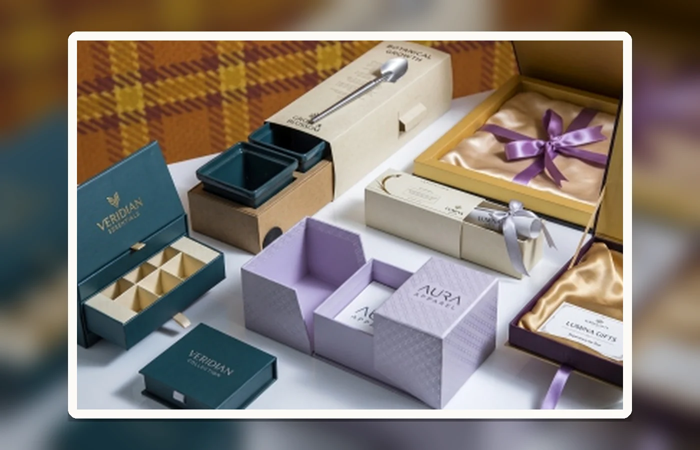 Empty gift boxes wholesale